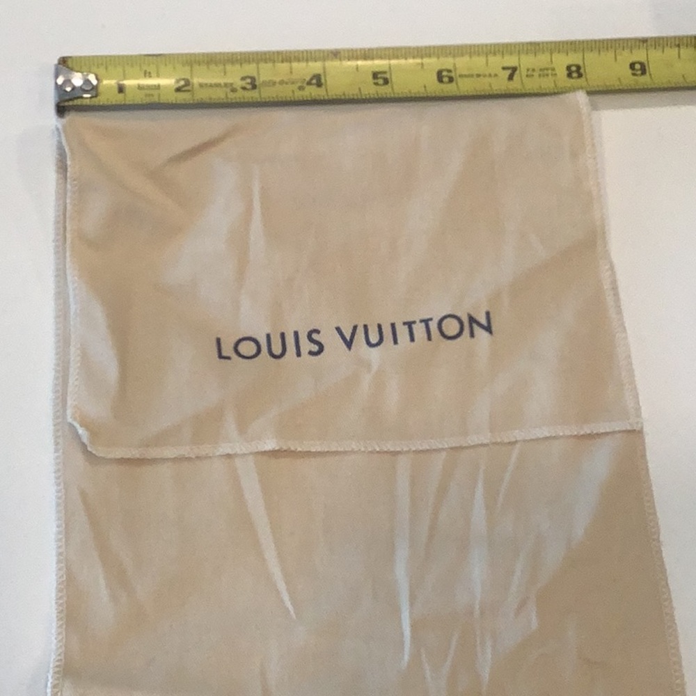 LOUIS VUITTON & CHANEL DUST BAGS - Picture 2 of 12